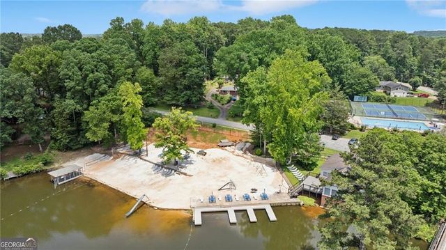 967 Lake Drive, Snellville, GA 30039