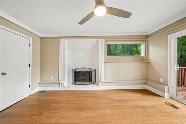 967 Lake Drive, Snellville, GA 30039