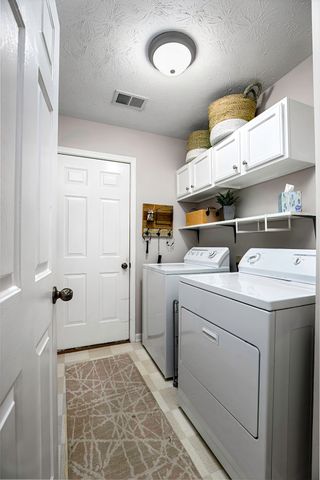 307 Lynnwood Drive, Versailles, KY 40383