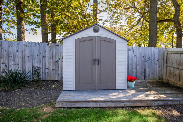 307 Lynnwood Drive, Versailles, KY 40383