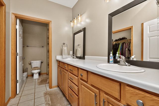 401 Aspen Drive, Norwalk, IA 50211
