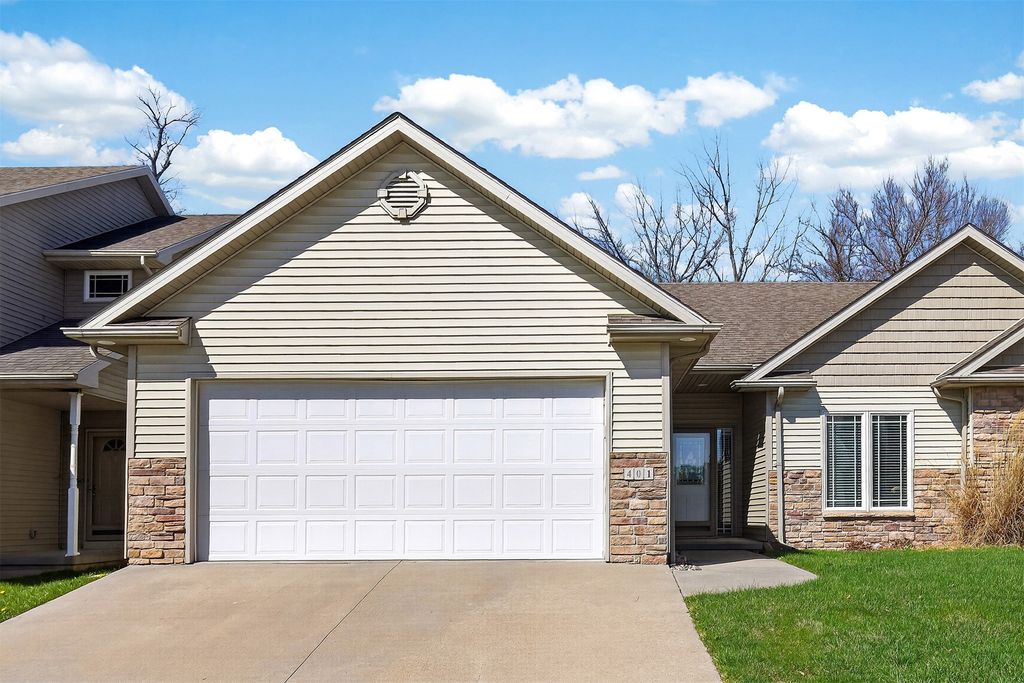 401 Aspen Drive, Norwalk, IA 50211