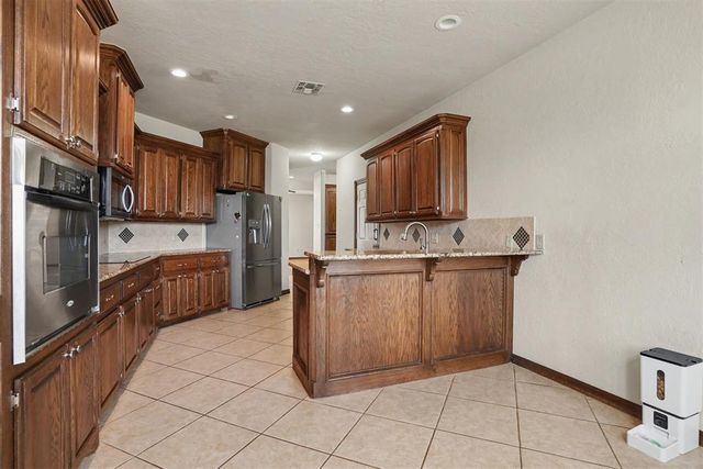 1504 SW Brentwood Boulevard, Lawton, OK 73505
