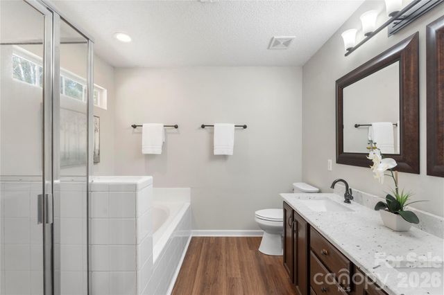 12028 Regent Ridge Lane, Charlotte, NC 28278