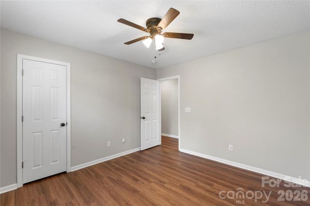 12028 Regent Ridge Lane, Charlotte, NC 28278