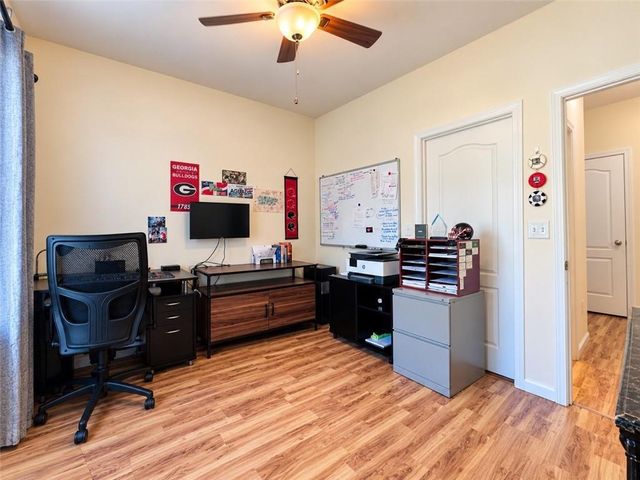 1026 Mason Lee Ave, Loganville, GA 30052