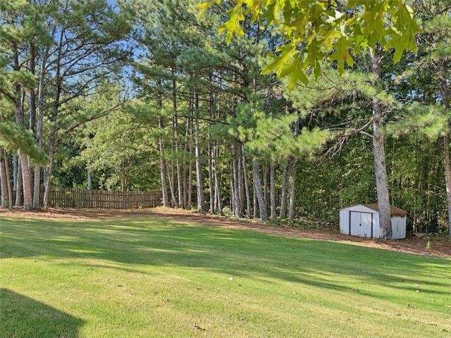 1026 Mason Lee Ave, Loganville, GA 30052