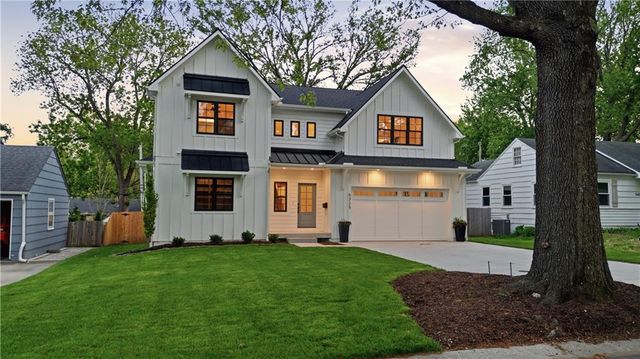 5325 W 72ND Street, Prairie Village, KS 66208