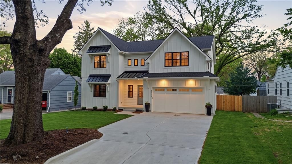 5325 W 72ND Street, Prairie Village, KS 66208
