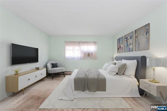 109 Windham Road, Hillsdale, NJ 07642