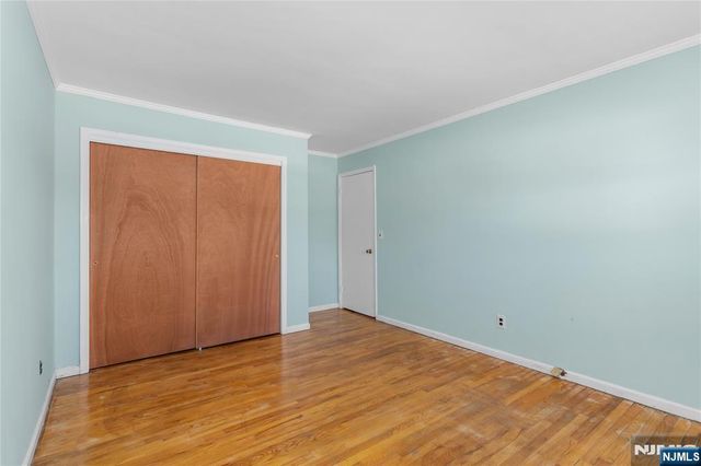 109 Windham Road, Hillsdale, NJ 07642