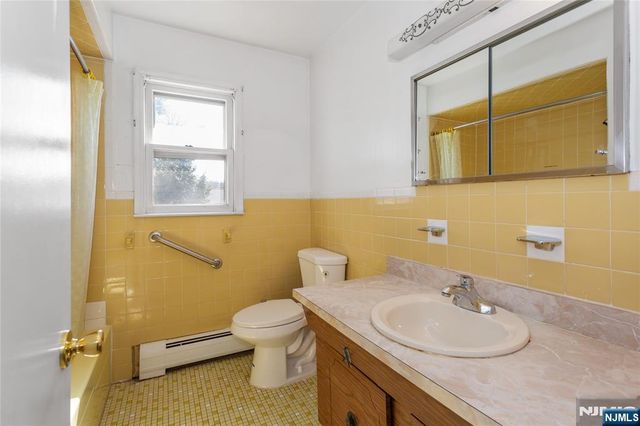 109 Windham Road, Hillsdale, NJ 07642