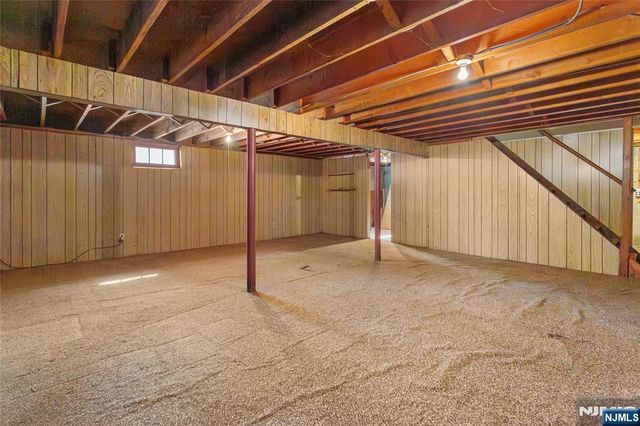 109 Windham Road, Hillsdale, NJ 07642