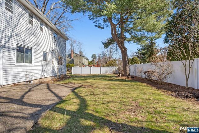 109 Windham Road, Hillsdale, NJ 07642