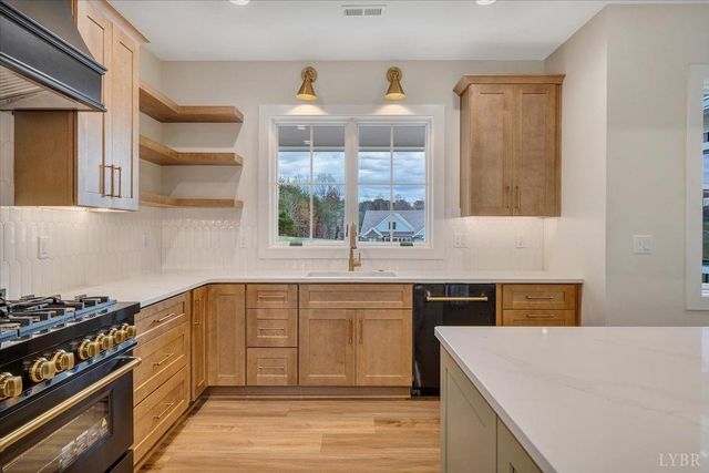 1161 Golf View Court, Huddleston, VA 24104