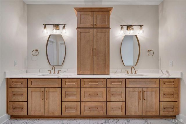 1161 Golf View Court, Huddleston, VA 24104