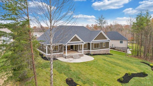 1161 Golf View Court, Huddleston, VA 24104