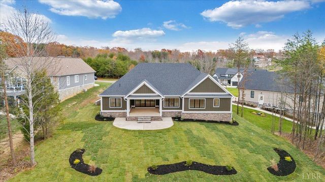 1161 Golf View Court, Huddleston, VA 24104