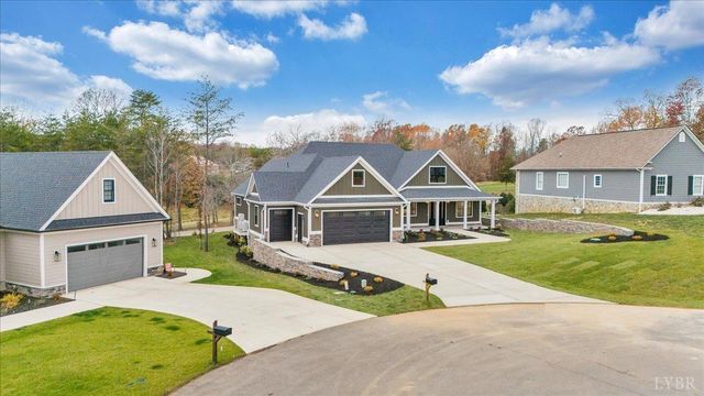 1161 Golf View Court, Huddleston, VA 24104