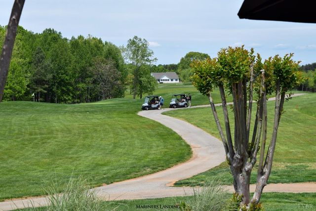 1161 Golf View Court, Huddleston, VA 24104