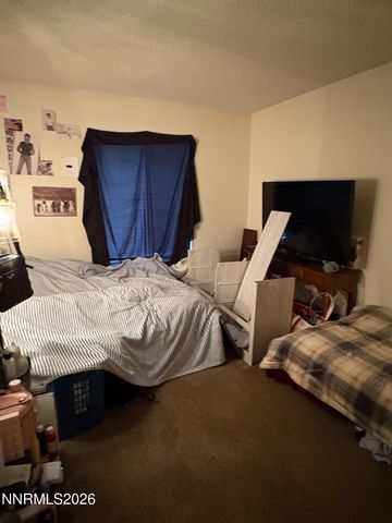 400 S Saliman Road APT 146, Carson City, NV 89701