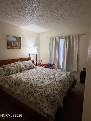 400 S Saliman Road APT 146, Carson City, NV 89701