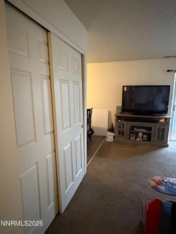 400 S Saliman Road APT 146, Carson City, NV 89701