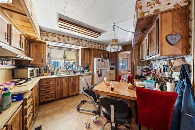 3701 Porter Cir, Bethel Island, CA 94511