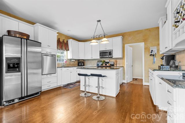 7710 Ninth Fairway Lane, Mint Hill, NC 28227