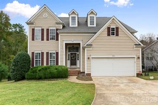 7710 Ninth Fairway Lane, Mint Hill, NC 28227