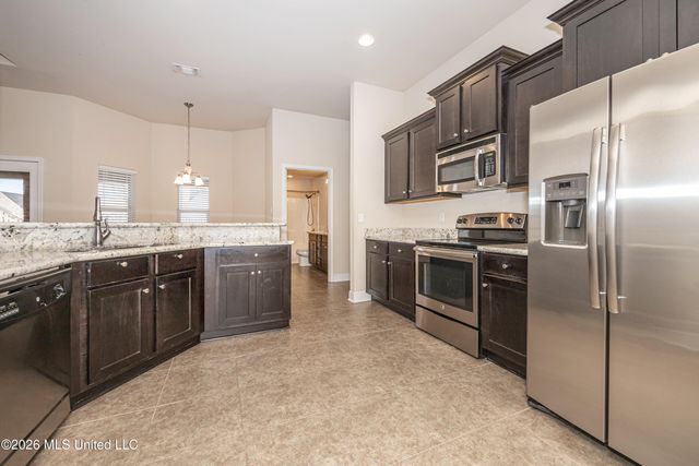 125 Gannet Lane, Ocean Springs, MS 39564