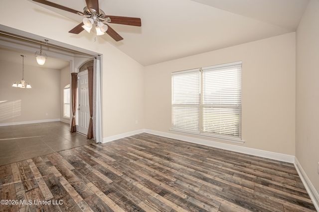 125 Gannet Lane, Ocean Springs, MS 39564