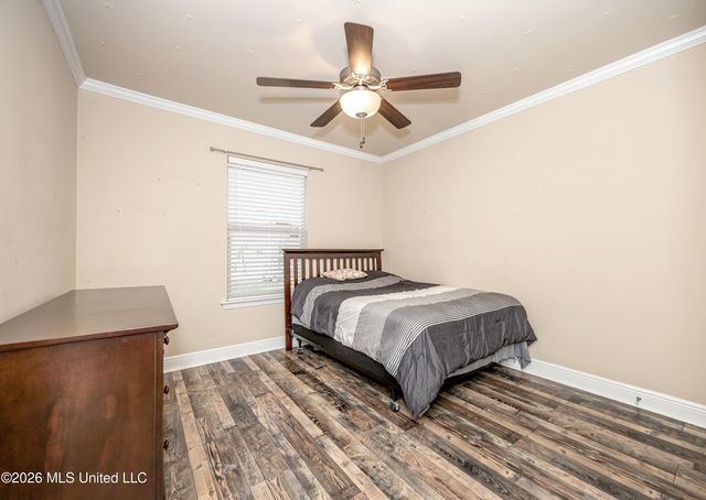 125 Gannet Lane, Ocean Springs, MS 39564