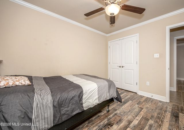 125 Gannet Lane, Ocean Springs, MS 39564