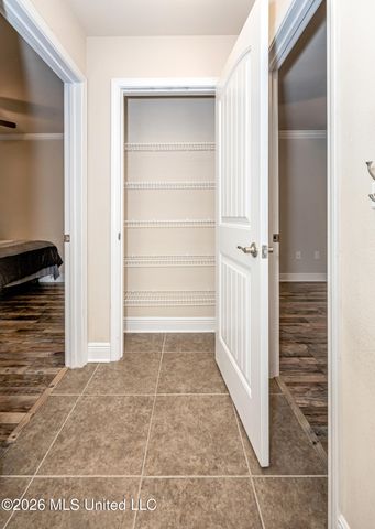 125 Gannet Lane, Ocean Springs, MS 39564