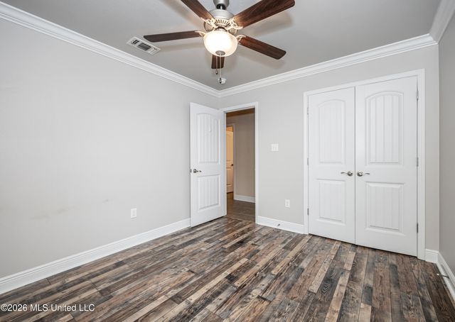 125 Gannet Lane, Ocean Springs, MS 39564