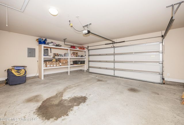 125 Gannet Lane, Ocean Springs, MS 39564