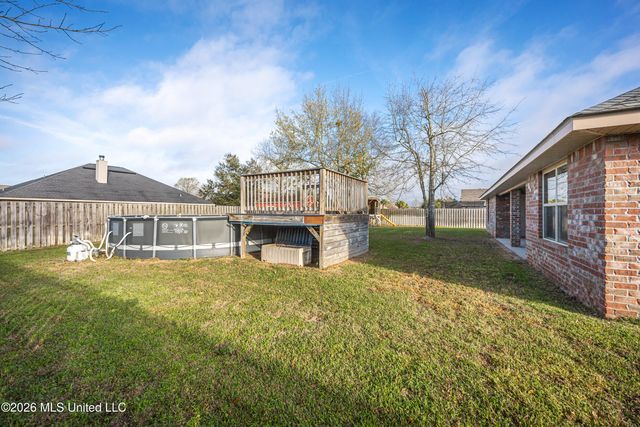 125 Gannet Lane, Ocean Springs, MS 39564