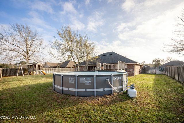 125 Gannet Lane, Ocean Springs, MS 39564