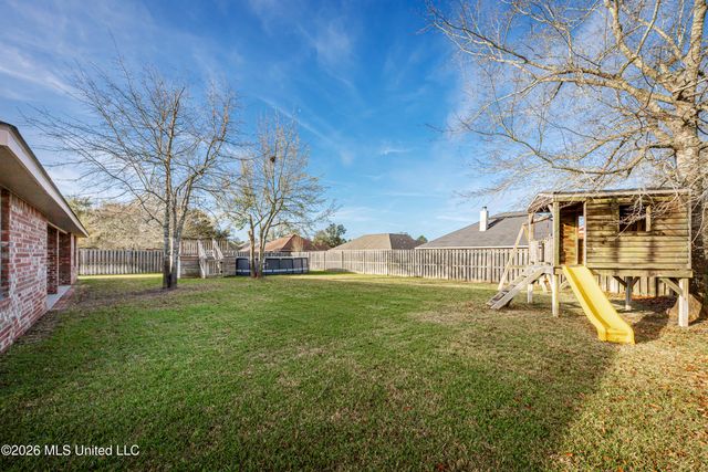 125 Gannet Lane, Ocean Springs, MS 39564