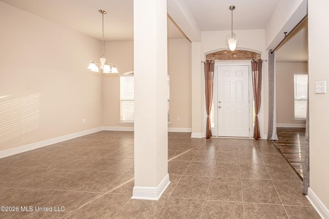 125 Gannet Lane, Ocean Springs, MS 39564