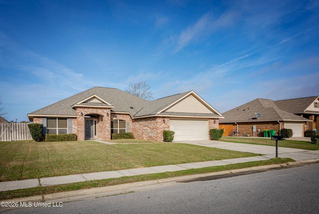 125 Gannet Lane, Ocean Springs, MS 39564