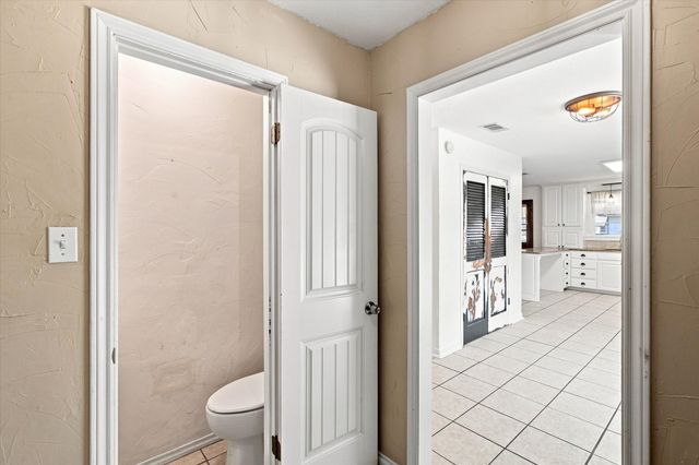 209 Diane Drive, Sanger, TX 76266