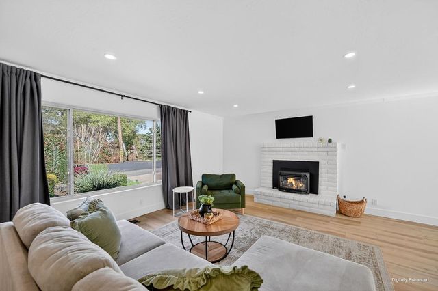 8355 Acorn Dr, Granite Bay, CA 95746