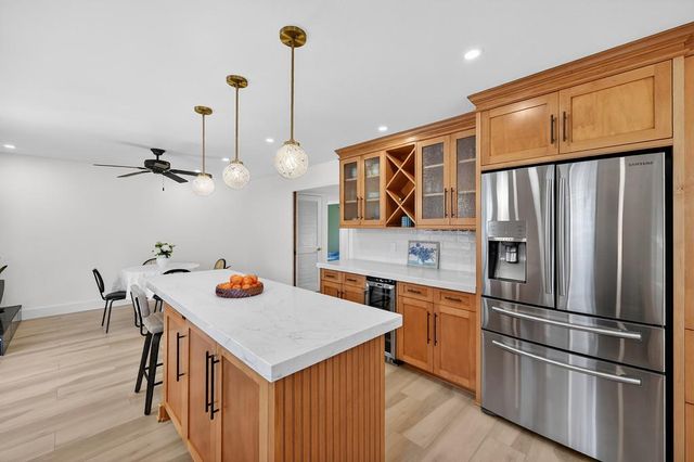 8355 Acorn Dr, Granite Bay, CA 95746