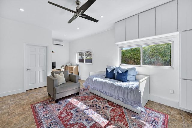 8355 Acorn Dr, Granite Bay, CA 95746