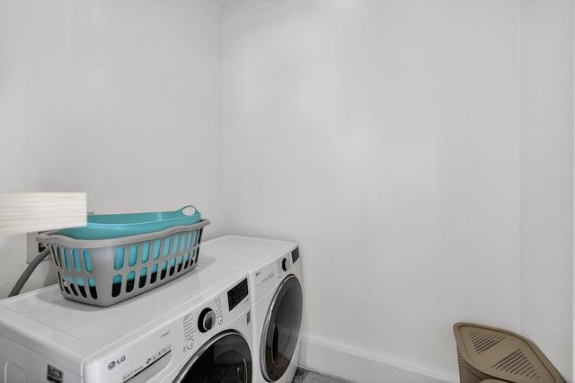 8355 Acorn Dr, Granite Bay, CA 95746