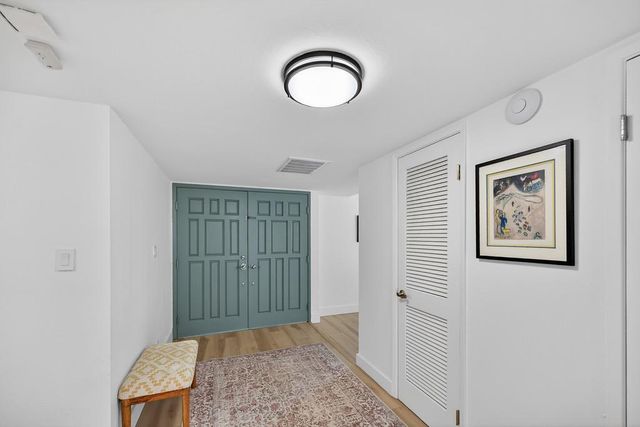 8355 Acorn Dr, Granite Bay, CA 95746