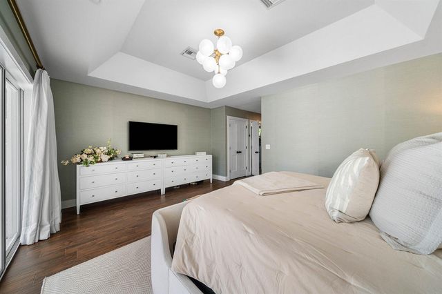 916 SW 37th Court, Boynton Beach, FL 33435