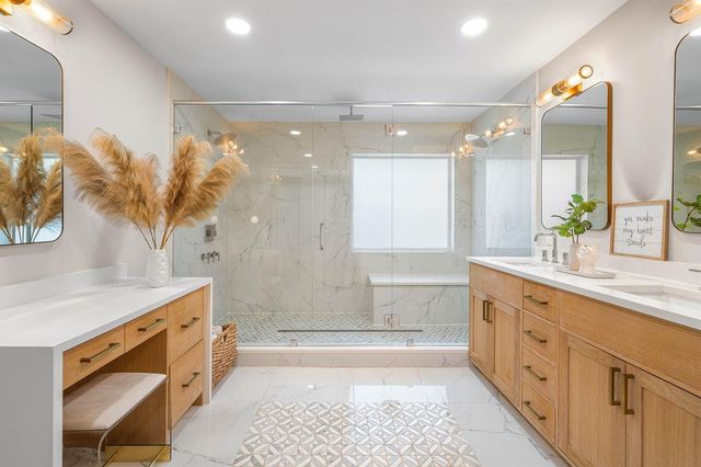 916 SW 37th Court, Boynton Beach, FL 33435